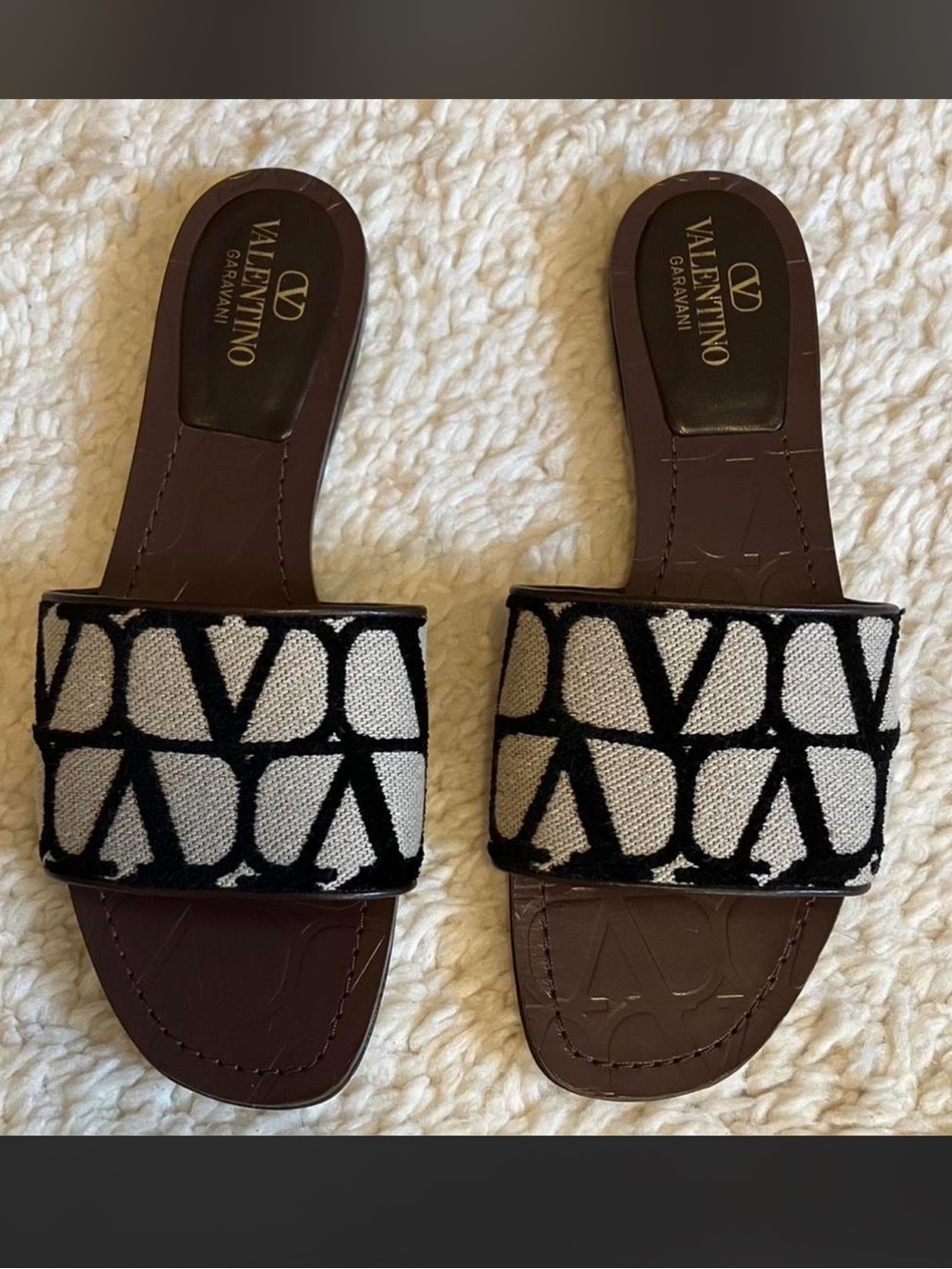 Valentino Garavani Black & Cream Logo Jacquard Slide Sandals